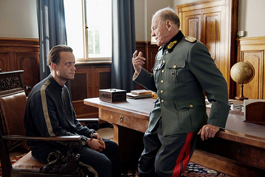 August Diehl, Bruno Ganz (v.l.n.r.) in "Ein verborgenes Leben" (2019); Quelle: Pandora Film, DFF, © Reiner Bajo