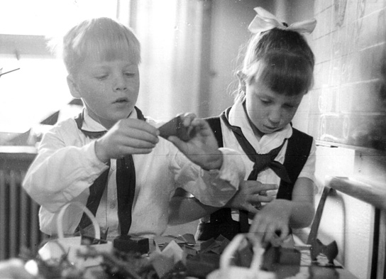 "Lebensläufe. Die Geschichte der Kinder von Golzow in einzelnen Portraits" (1981); Quelle: FMP, © DEFA-Stiftung, Foto: Hans-Eberhard Leupold