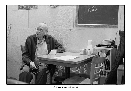 Café Ta´amon, King-George-Street, Jerusalem, © Hans Albrecht Lusznat