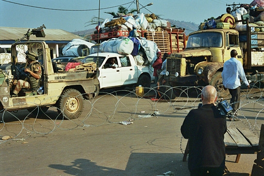 "Cahier Africain", Quelle: déjà-vu film, DIF, © déjà-vu film