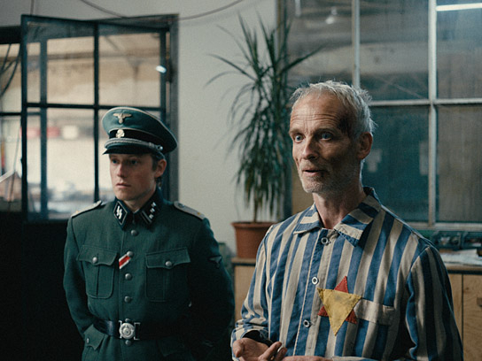 Gregor Knop, Frank Albrecht (v.l.n.r.) in "Kollegen" (2020); Quelle: Filmfestival Max Ophüls Preis 2021, © Adam Graf