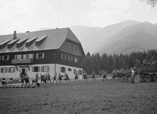 Screenshot aus "Die Schlacht am Grünen See - Teil 1" (1940); Quelle: SLUB Dresden, © SLUB Dresden, Filmverband Sachsen (Dresden), Hirsch Film (Dresden)