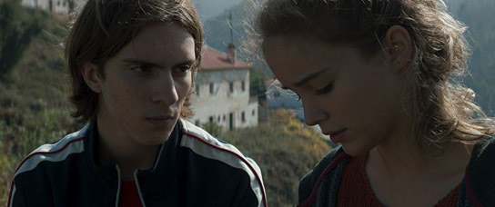 Hugo Fernandes, Alba Batista in "Patrick" (2019); Quelle: Real Fiction Filmverleih, DFF