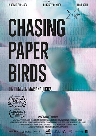 Filmplakat von "Chasing Paper Birds" (2021); Quelle: déjà-vu film, DFF