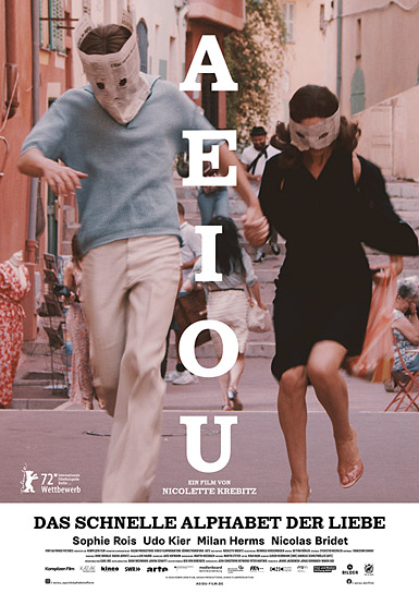 Filmplakat von "A E I O U - Das schnelle Alphabet der Liebe" (2022); Quelle: Port au Prince Pictures, DFF