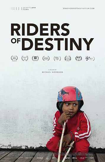 Filmplakat von "Riders of Destiny" (2019); Quelle: Real Fiction Filmverleih, DFF