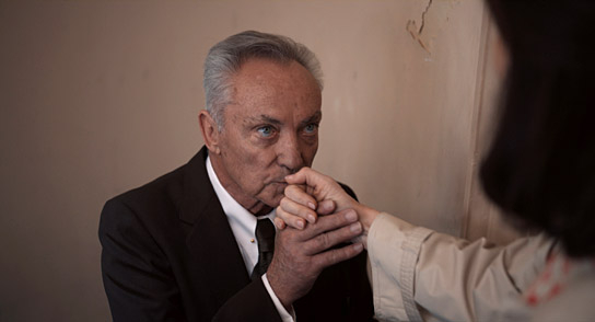 Udo Kier in "A E I O U - Das schnelle Alphabet der Liebe" (2022)