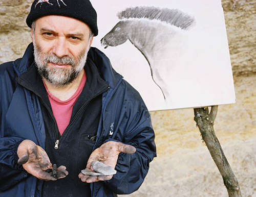 Gilles Tosello bei den Dreharbeiten zu "Die Höhle der vergessenen Träume" (2010)