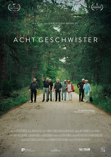 Filmplakat von "Acht Geschwister" (2022)