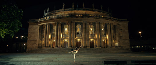 Friedemann Vogel (vorne), Sam Riley (hinten) in "Cranko" (2024)