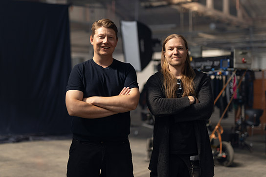 Jukka Vidgren, Juuso Laatio (v.l.n.r.) bei den Dreharbeiten zu "Heavier Trip - Road to Wacken" (2024)