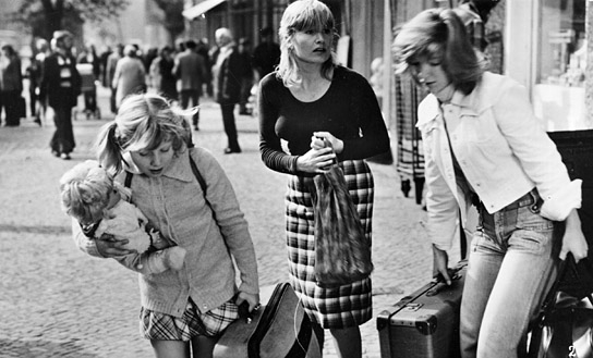 Barbara Dittus (Mitte), Kareen Schröter (rechts) in "Sieben Sommersprossen" (1978)