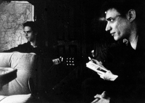 Nick Cave, Blixa Bargeld (v.l.n.r.) in "The Road to God Knows Where" (1990)