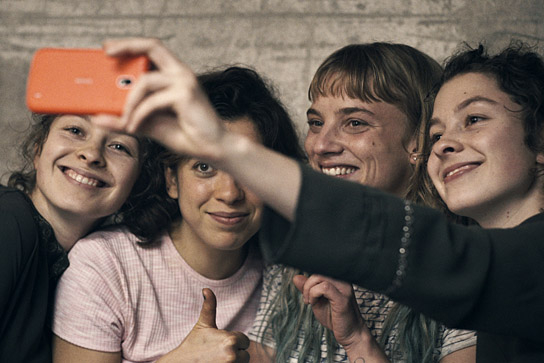 Maria Wördemann, Natacha Krief, Megan Northam, Klara Wördemann (v.l.n.r.) in "Rabia - Der verlorene Traum" (2024)