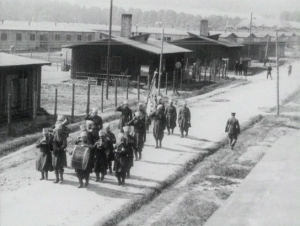 Screenshot aus "Ukrainer in Wetzlar - Fahnenweihe & Heimkehr" (1918)