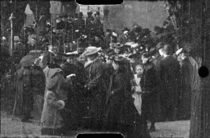 Screenshot aus "Hochzeit in Kronberg" (19??) Screenshot aus "Hochzeit in Kronberg" (19??); Quelle: DFF