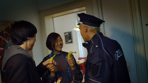  Young Sun Han, Dorothy Ko, Laurean Wagner (v.l.n.r.) in "Die letzte Stadt" (2020); Quelle: Filmgalerie 451, DFF, © Filmgalerie 451, Heinz Emigholz