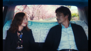 Isabelle Huppert, Tsuyoshi Ihara (v.l.n.r.) in "Madame Sidonie in Japan" (2023)