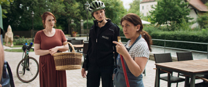 Christina Baumer, Barbara Weiß, Lisa Grötsch (v.l.n.r.) in "Hundslinger Hochzeit" (2024)